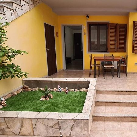 Casa Lory Villa Sant'Antioco Exterior photo