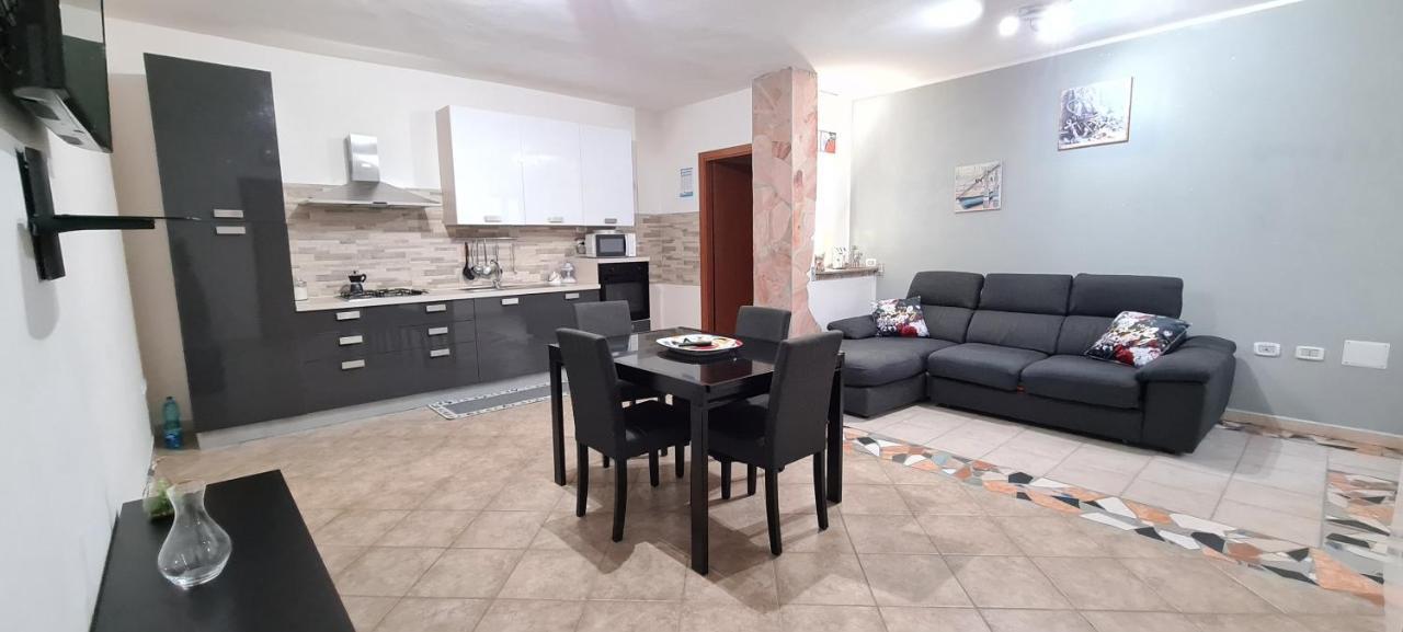 Casa Lory Villa Sant'Antioco Exterior photo